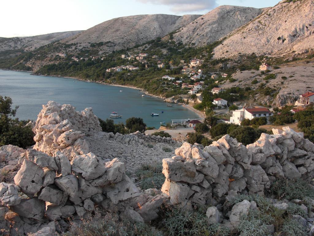 Rooms Nadia Stara Baška Exterior foto