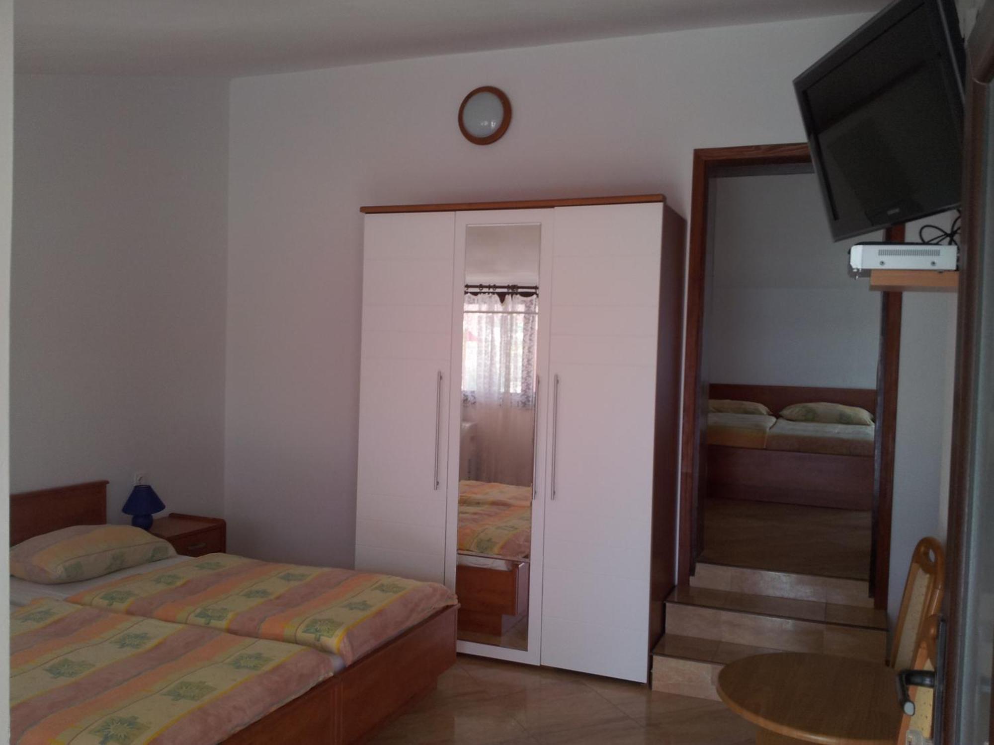 Rooms Nadia Stara Baška Habitación foto